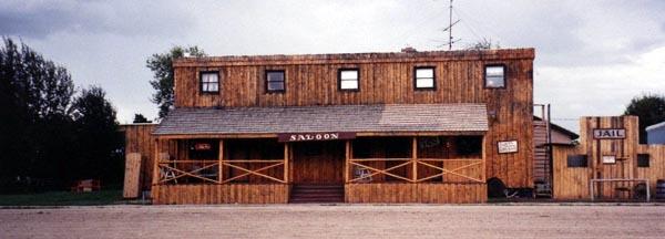 Western Style, Bear's Den in Gronlid Saskatchewan
