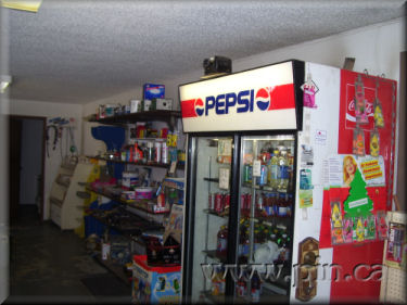 Gord's Corner Service, Wishart SK