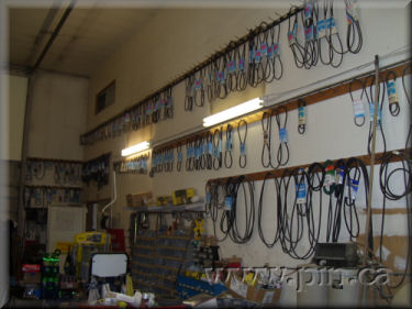 Gord's Corner Service, Wishart SK